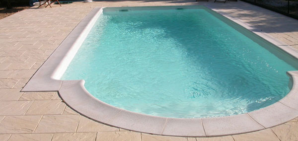 Création piscine béton à Mazères