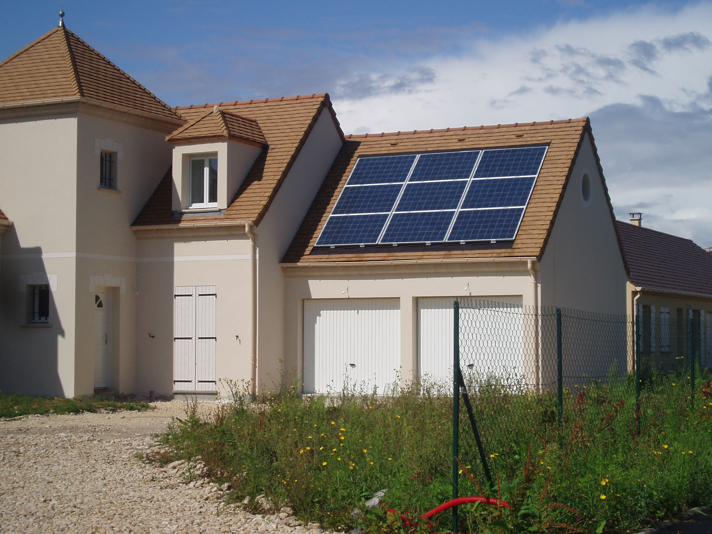 Installateur Panneaux solaire photovoltaïques à Perles-et-Castelet